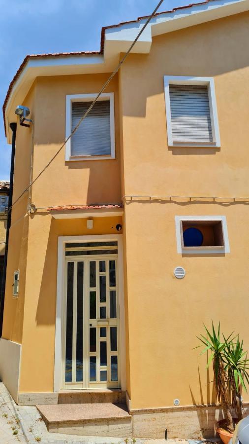 Casa Vacanze La Melagrana Модика Экстерьер фото